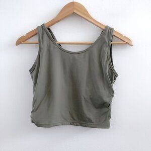 MUSESONLY 5NE Sleeveless Cropped Top Medium Size